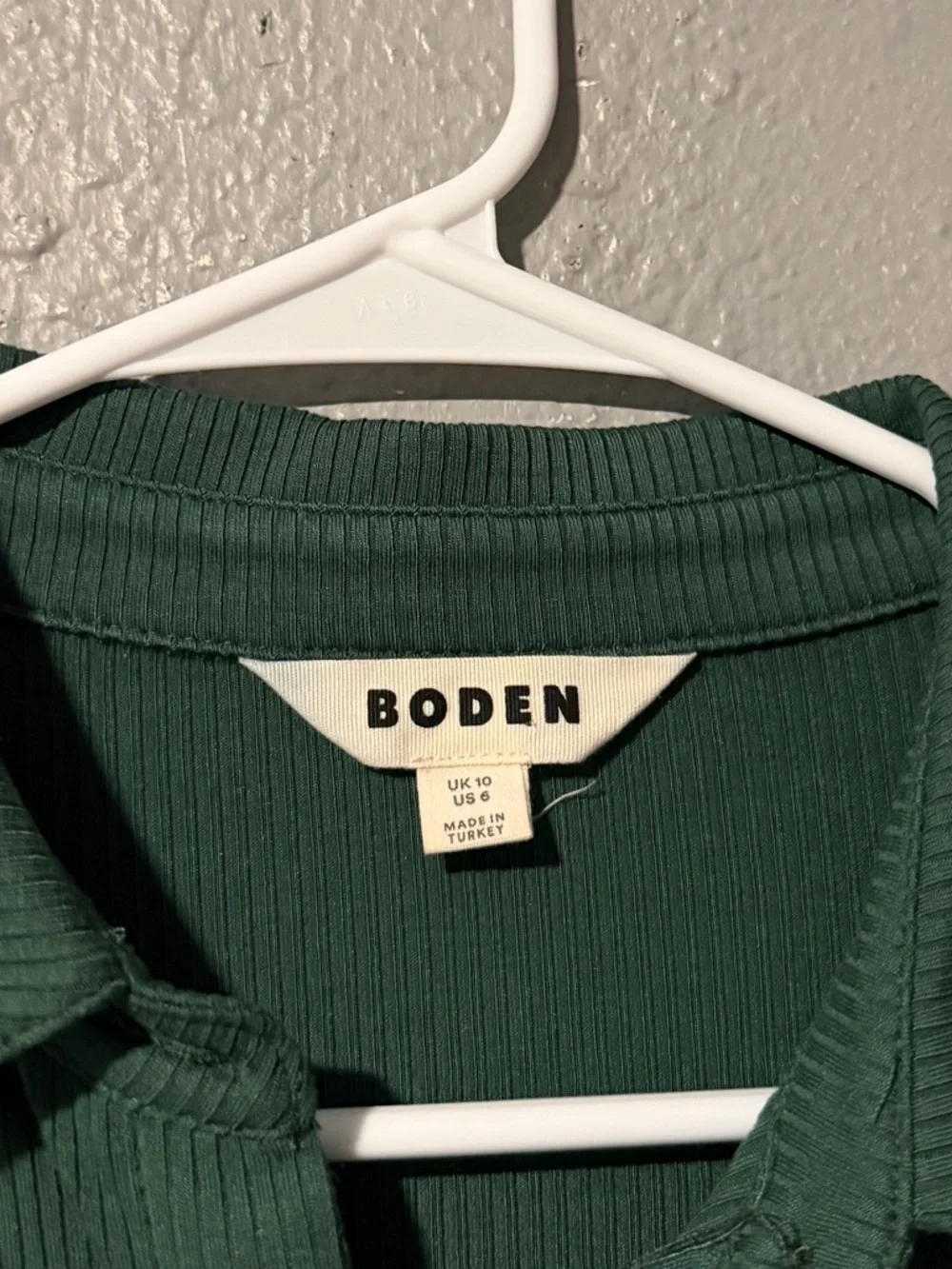 Boden Jewelled Button Ribbed Shirt In Green Size 6 - Picture 4 of 5